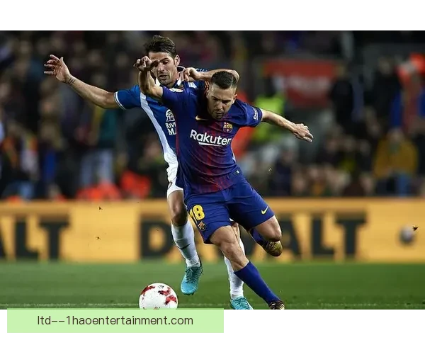 乌加特正式加盟曼联引发转会市场震动与球迷热议